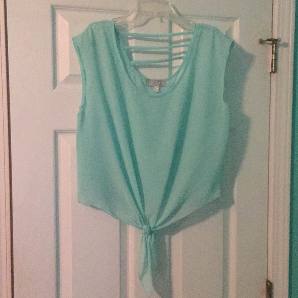 Crop top